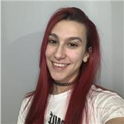 Profesora de fitness con clases y entrenamientos adaptados a todas las edades